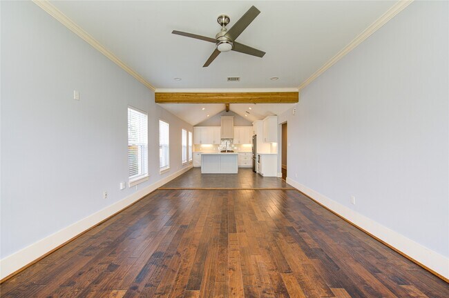 Building Photo - 2401 Eagle St