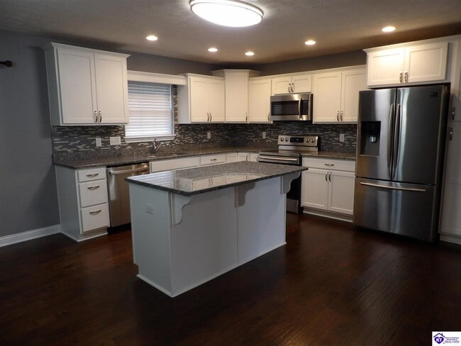 Building Photo - 96 Boone Trce