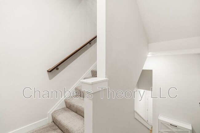 Building Photo - 20851 Owenmore Ter
