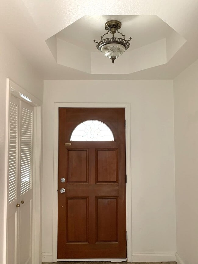 Building Photo - GRANITE BAY ~ HOME FOR RENT!