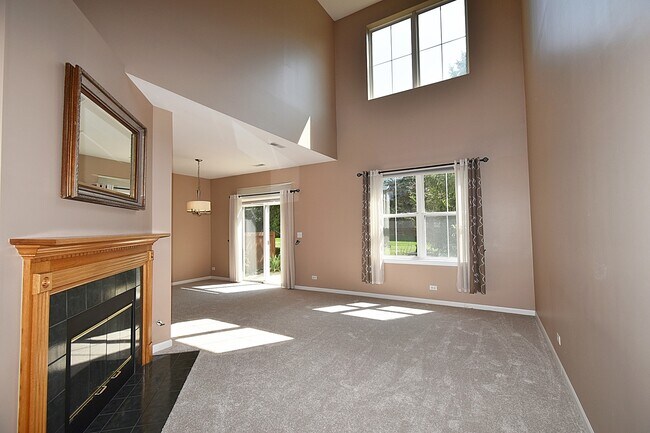Building Photo - 312 Fairmont Ct