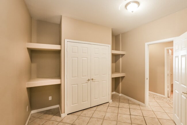 Building Photo - 14473 W Avalon Dr