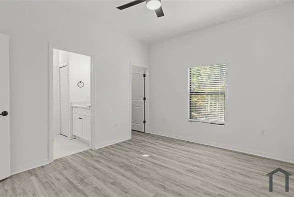 Building Photo - 1147 Edgerton Ave