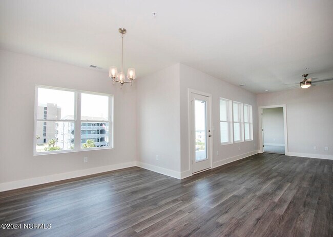 Building Photo - 109 Knollwood Dr