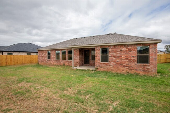 Building Photo - 1029 Autumn Royal Ave