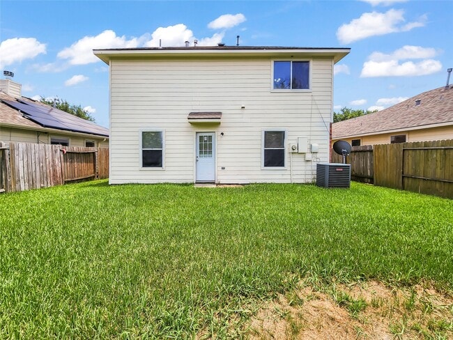 Building Photo - 14007 Marners Ct