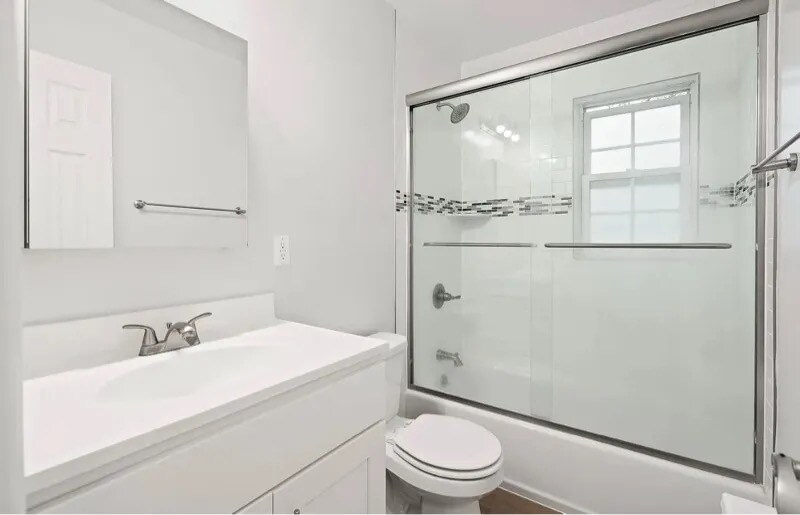 Building Photo - 345 Broad St