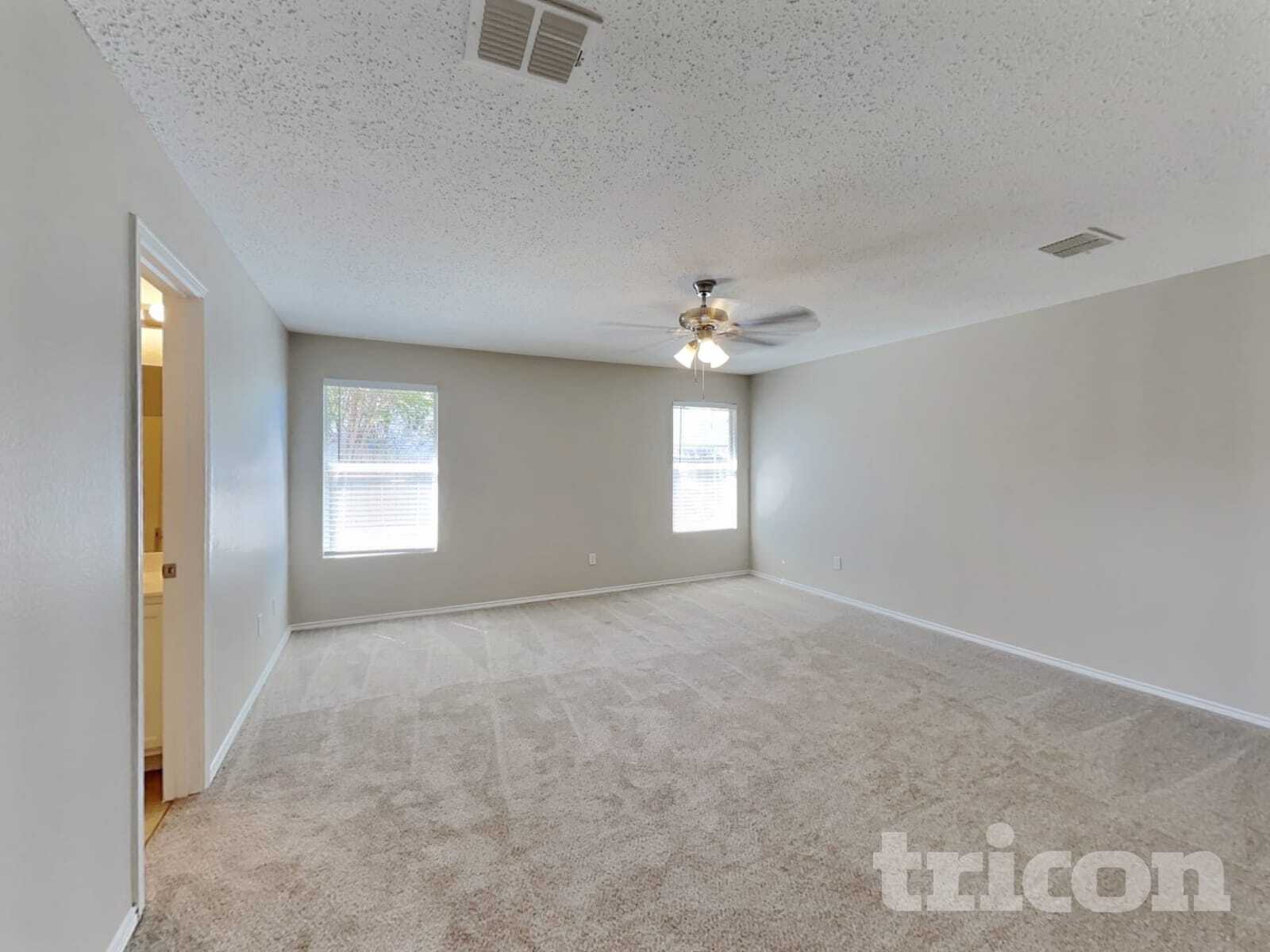 Building Photo - 2983 Celian Dr