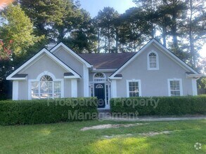 Building Photo - 207 Timber Ridge Dr