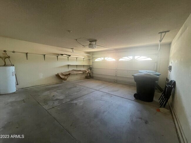 Building Photo - 2915 E Amber Ridge Way