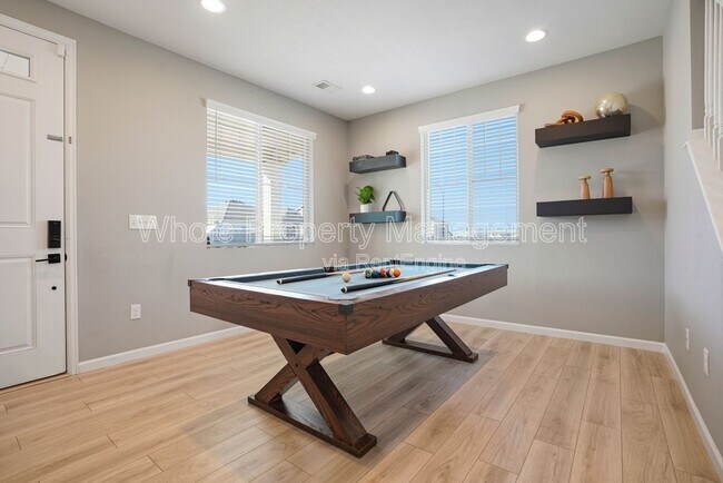 Building Photo - 27837 E 9th Ln