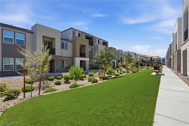 Building Photo - 6126 Garden Oasis St