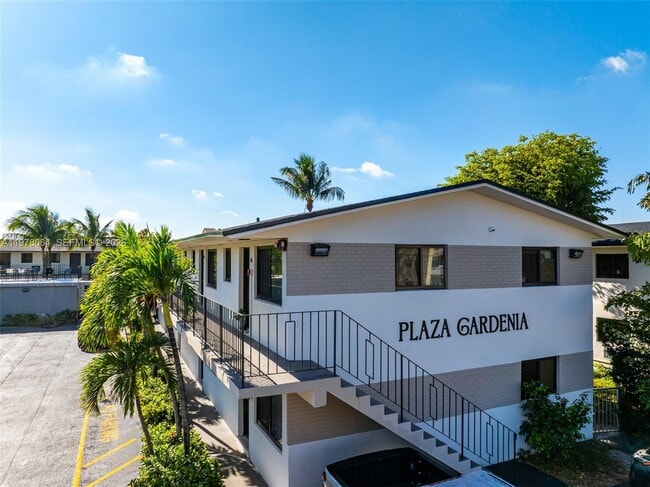 Building Photo - 1310 W 29th St