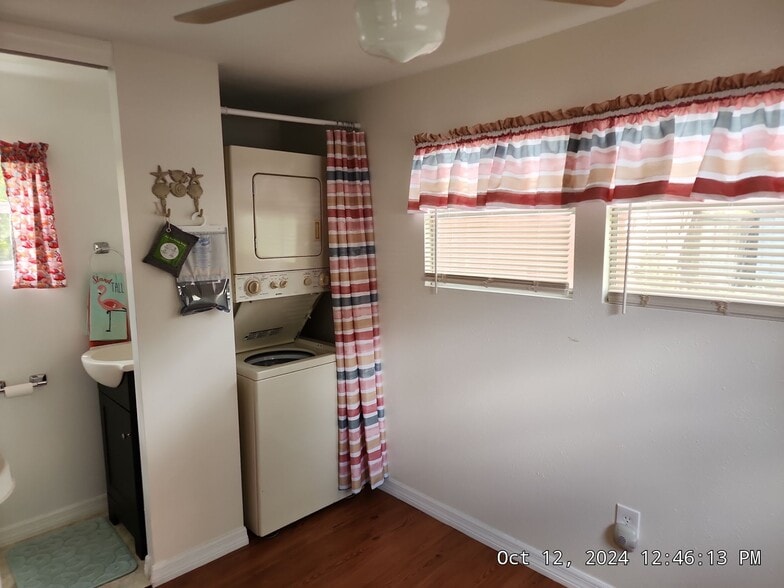 Building Photo - 8856 W Arber Ct