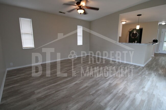 Building Photo - 240 Fox Ridge Rd