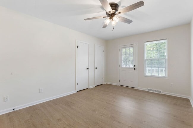 Building Photo - Available now. Water included. RENOVATED 2 BR/1.5 BA Townhouse in the Heart of James Island!