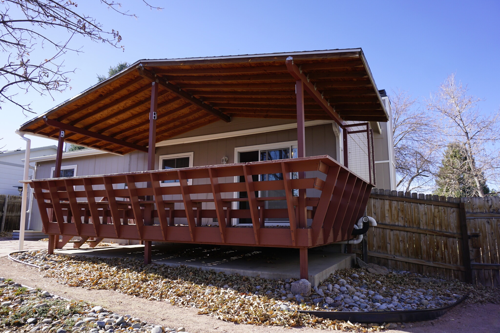 Building Photo - 16056 E Oxford Dr