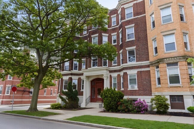 Building Photo - 1330 Commonwealth Ave