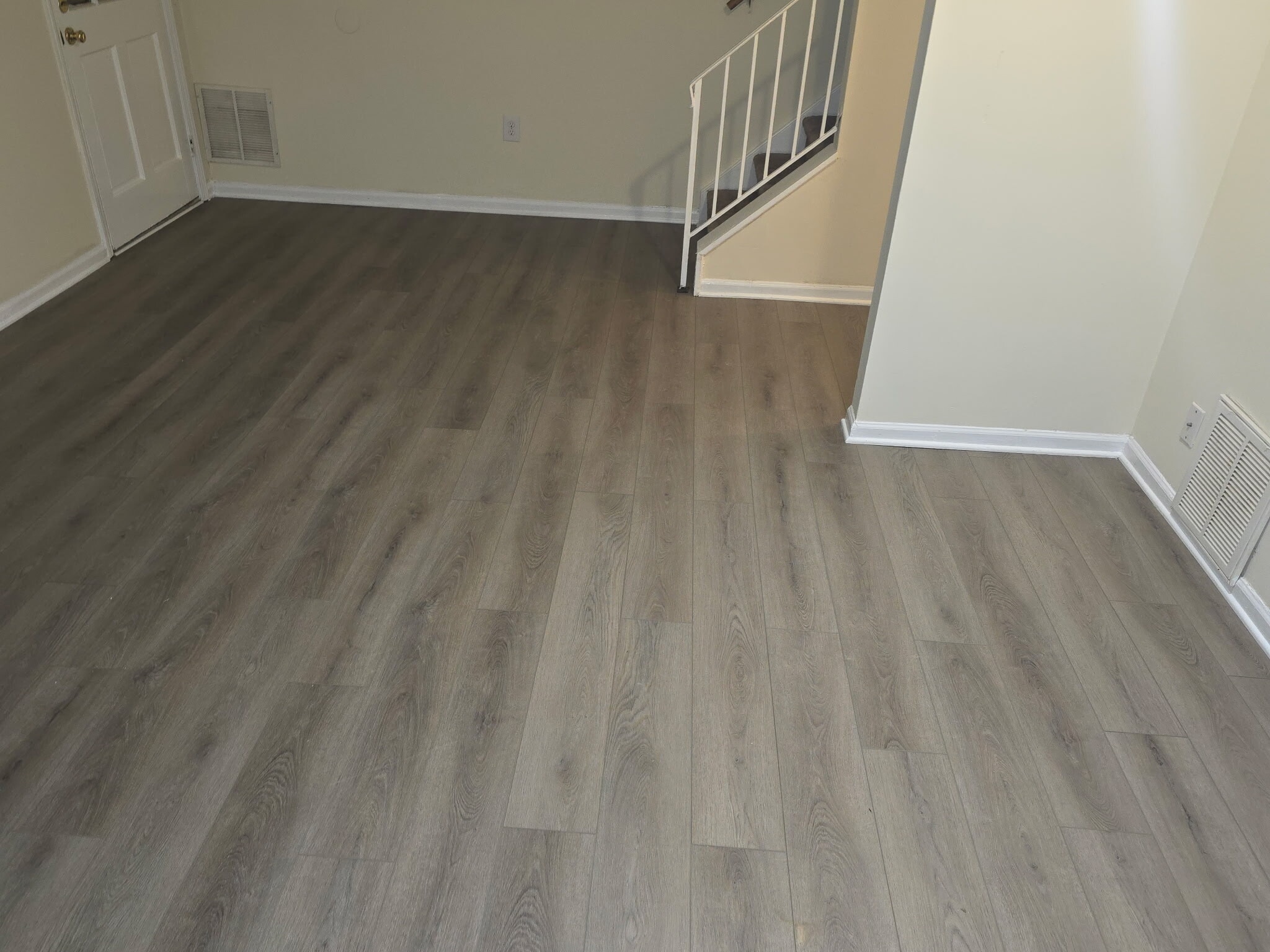 Building Photo - 2110 Kings Gate Cir
