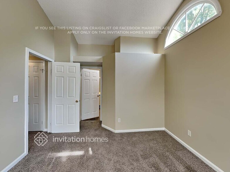Building Photo - 7501 Batavia Ln