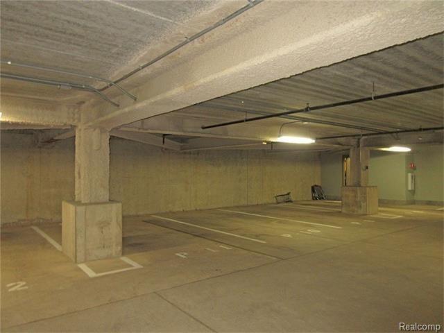 Building Photo - 111 N Ashley St