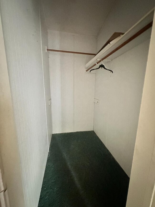 Building Photo - 533 Covey Cir
