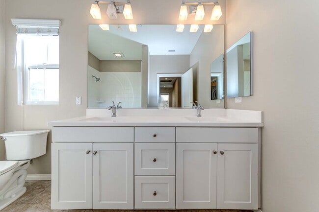 Building Photo - 63 Waterleaf