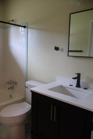 Building Photo - 101 Stanley Dr