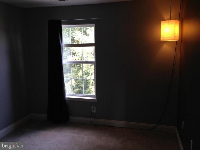 Building Photo - 2207 Kimball Pl