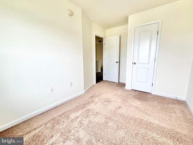 Building Photo - 57 Bay Hill Ln