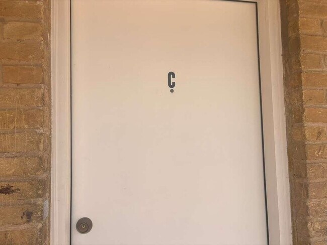 Building Photo - 4018 San Agustin Ave
