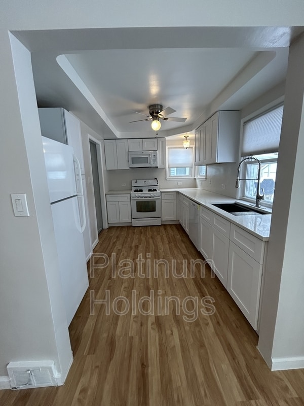 Building Photo - 24107 E Baintree Rd