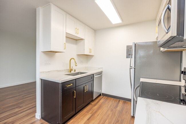 Interior Photo - Mercer Towers