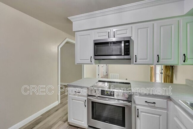 Building Photo - 417 Joy Dr