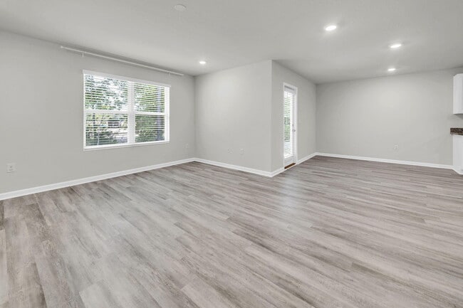 Building Photo - 3107 Tricia Cir