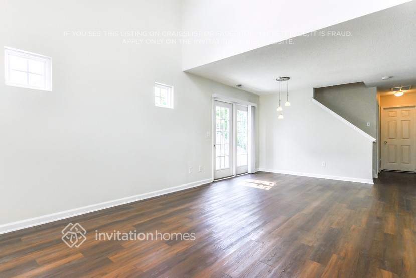 Building Photo - 3047 Bracey Pl