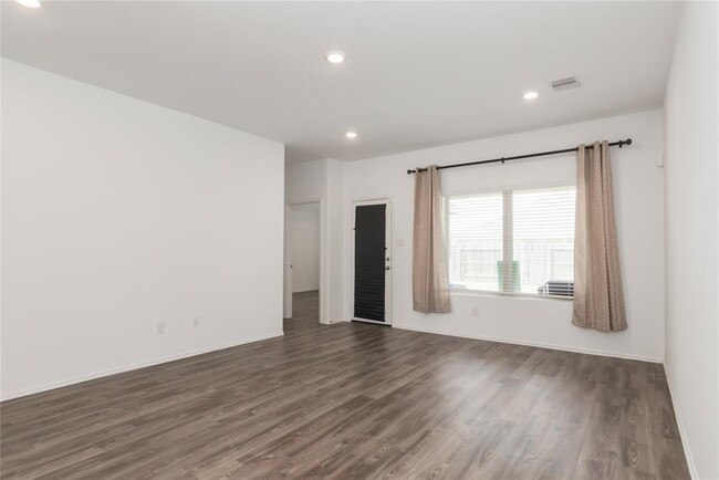 Building Photo - 19108 Sonora Chase Dr