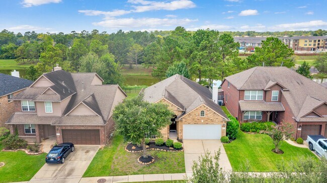 Building Photo - 16419 Dover Mills Dr