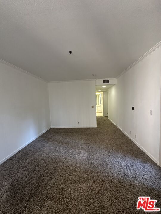 Building Photo - 2122 Century Park Ln