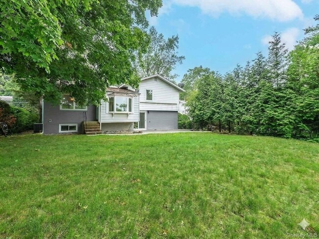 Building Photo - 57 Sandy Hollow Rd