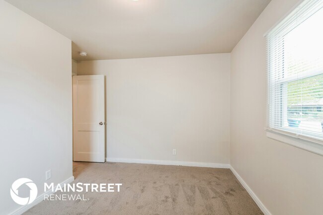 Building Photo - 8161 Schoen Dr