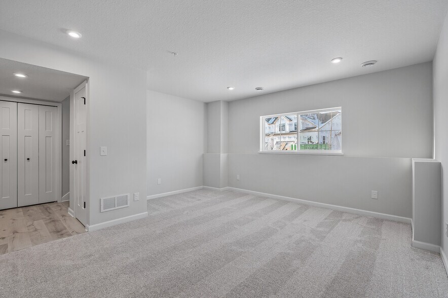 Building Photo - 6525 Jody Ave S