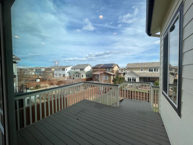 Building Photo - Perfect Location and Perfect Condition!