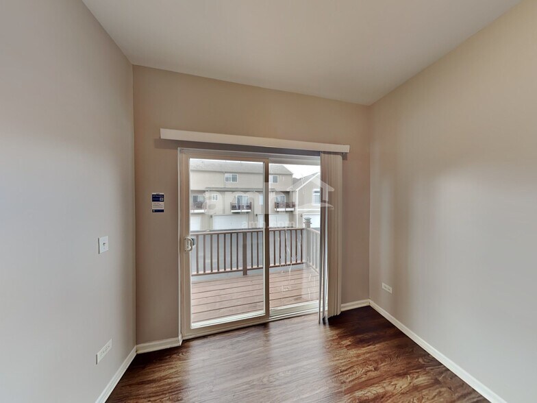 Building Photo - 148 Enclave C