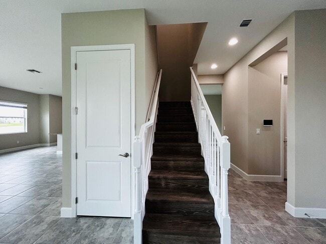 Building Photo - 5468 Pecan Dr