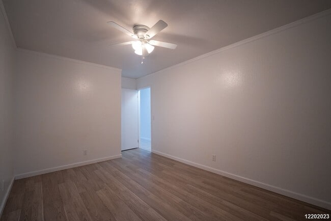 Building Photo - This 2 bedroom, 1 bathroom unit is on the 2nd story in the Makaha Valley Plantation condos. It is...