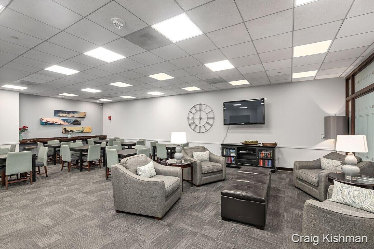 Building Photo - 152 Campau Cir NW