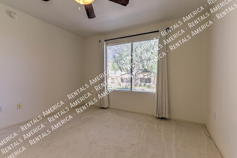 Building Photo - 7255 E Snyder Rd
