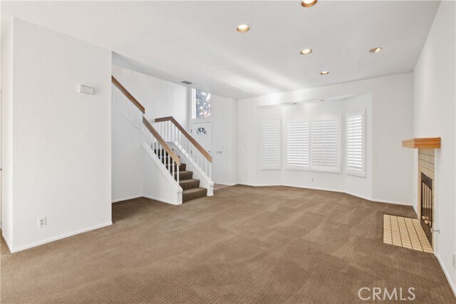 Building Photo - 53 Goldenrod