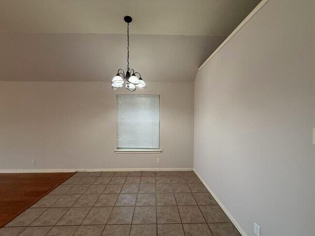 Building Photo - 17825 Madden Dr